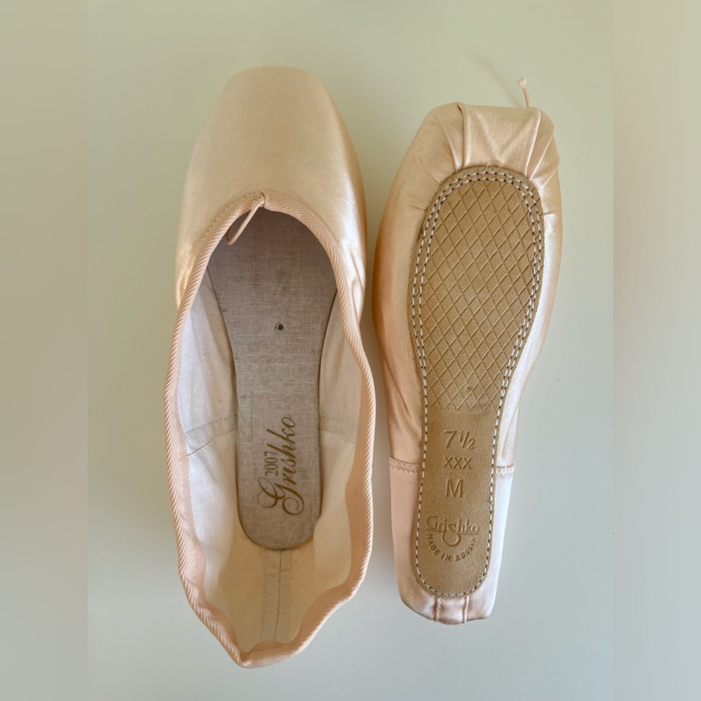Grishko 2007 Pointe Shoes Size 7 1/2 XXX